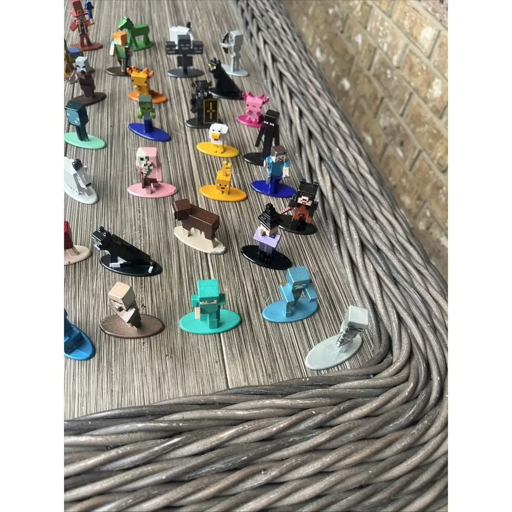 Lot of 80 Diecast Sonic / Minecraft Nano Figures Jada Toys Metal Figurines